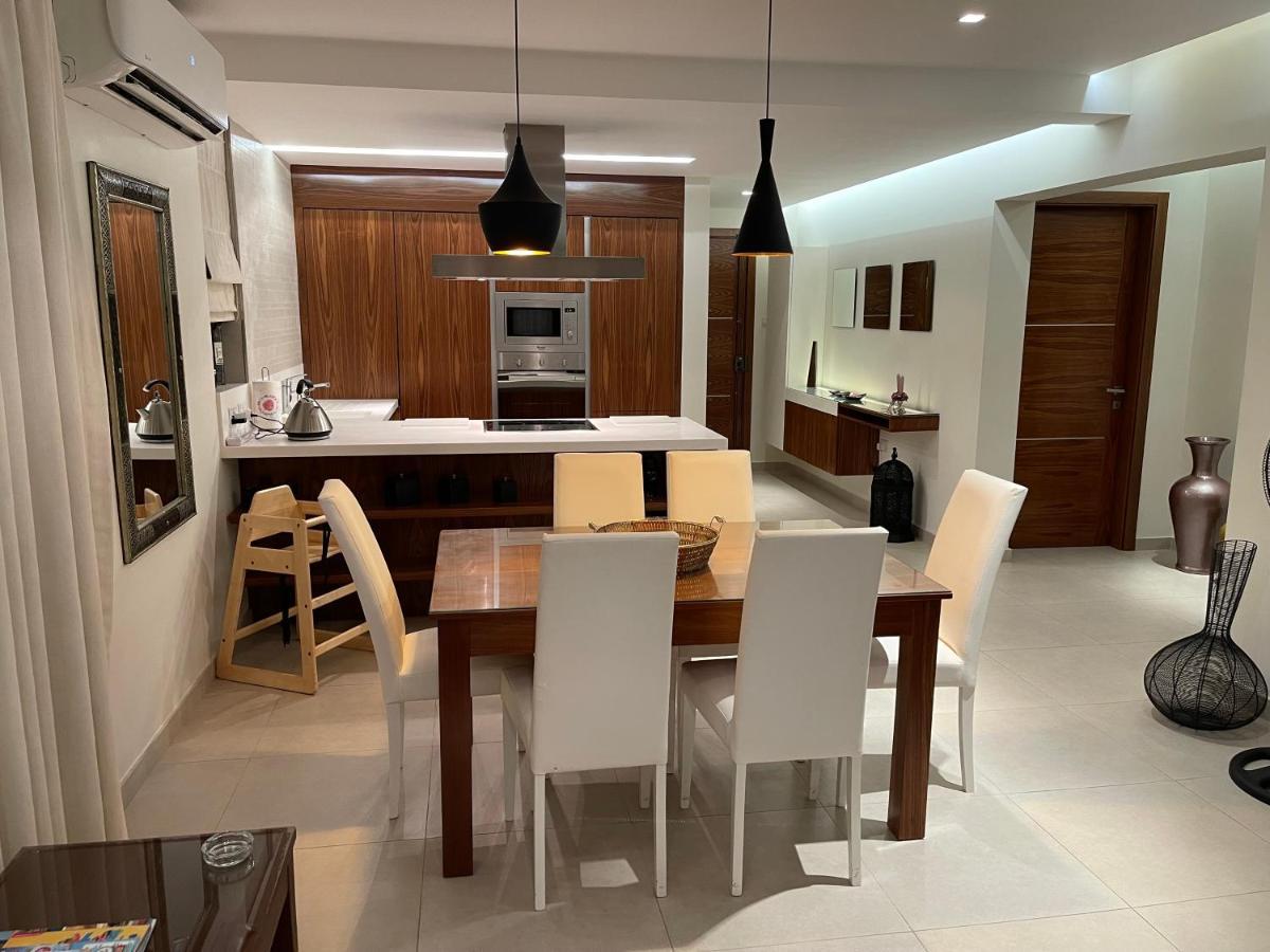 Deluxe Apartment With Pool In The Heart Of St Pauls Bay Сейнт Полс Бей Екстериор снимка